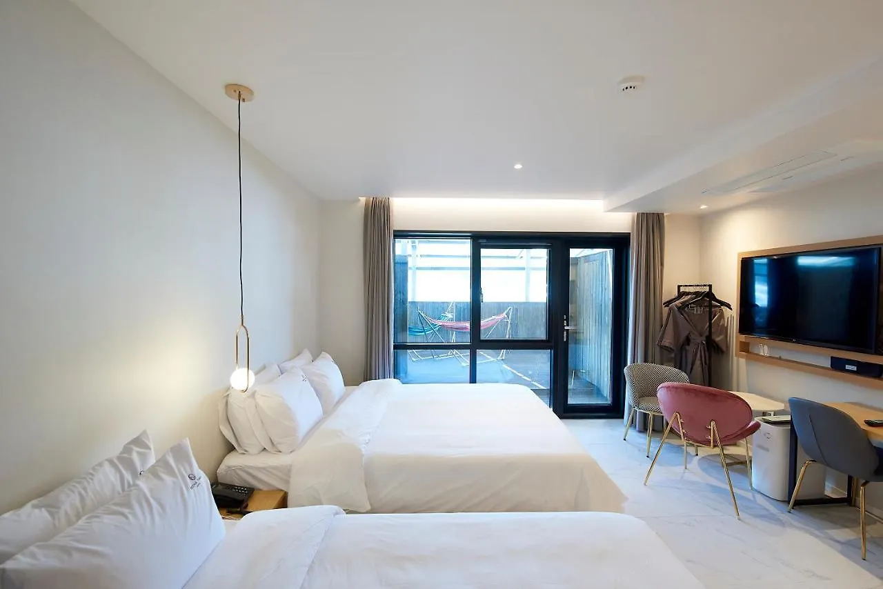 Bonathree Hotel Busan 0*,  South Korea