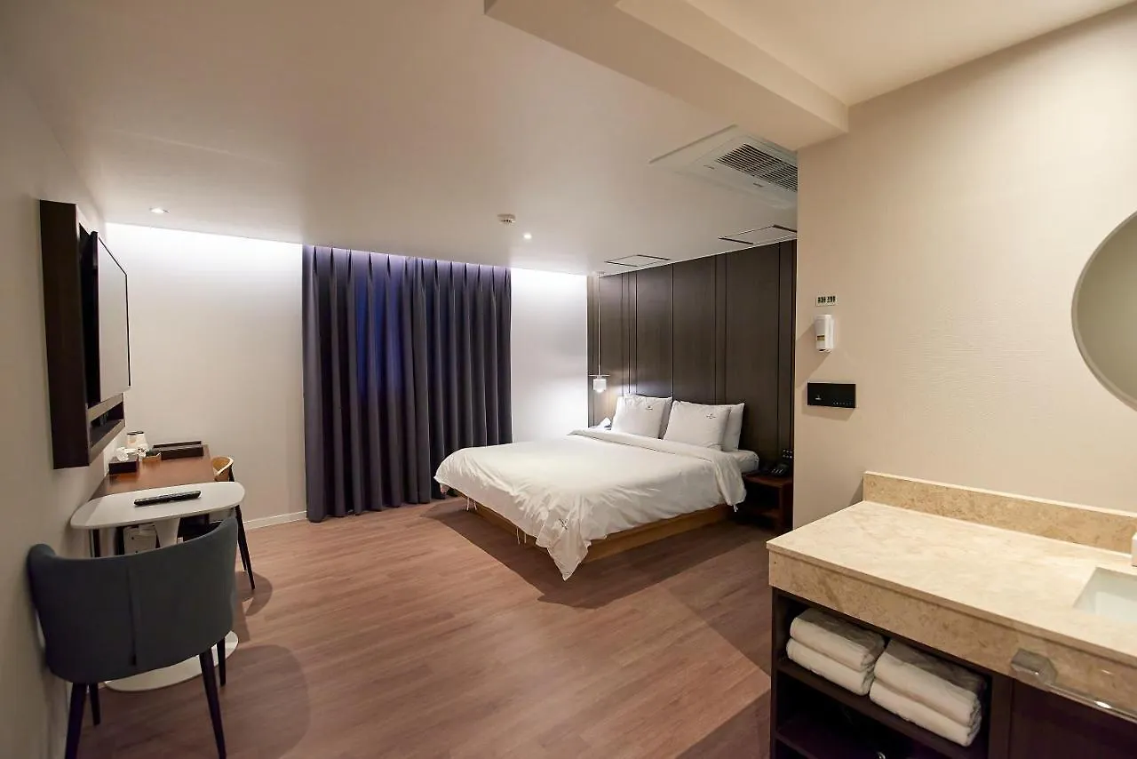Bonathree Hotel Busan