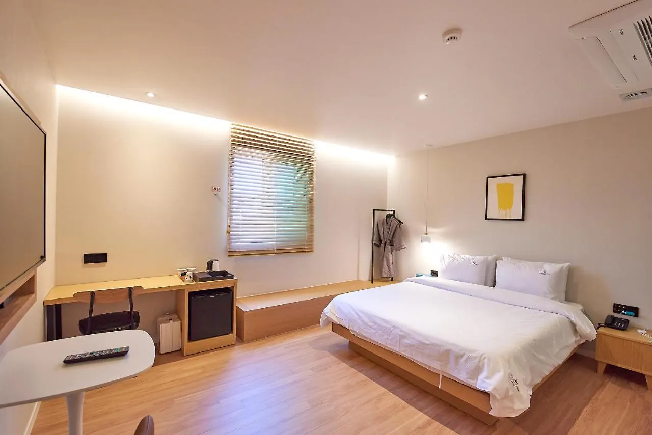 Bonathree Hotel Busan